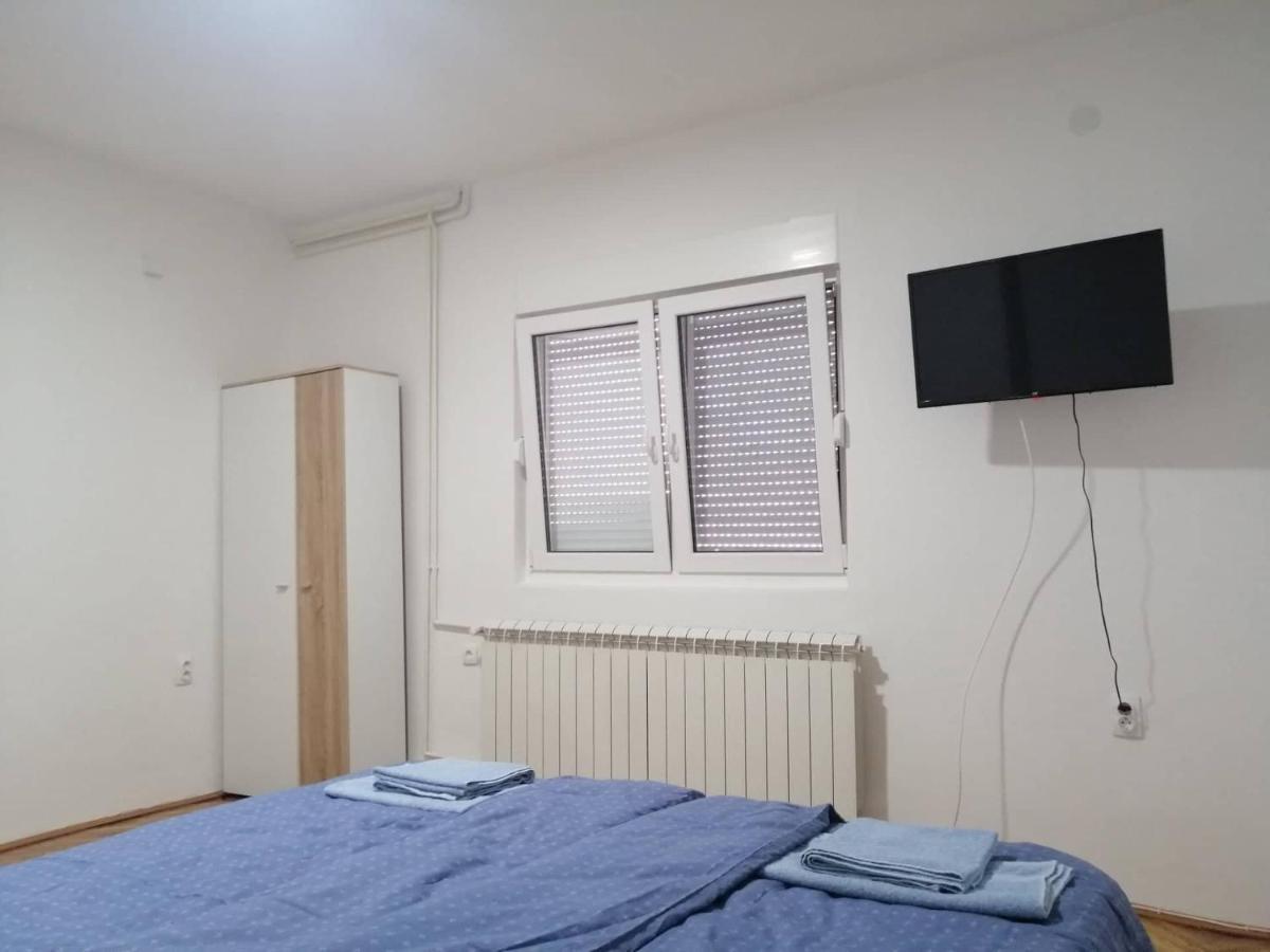 Apartman Nana Jagodina Bagian luar foto