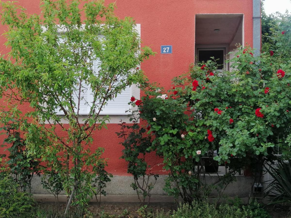 Apartman Nana Jagodina Bagian luar foto